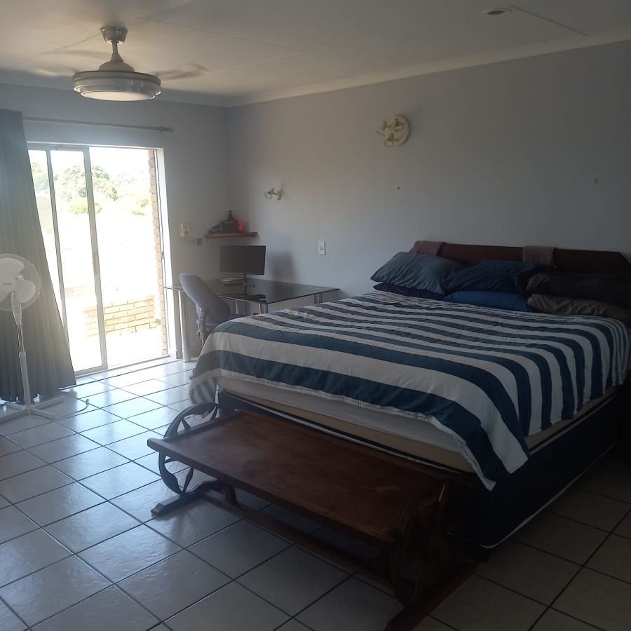 4 Bedroom Property for Sale in Klein Brak Western Cape